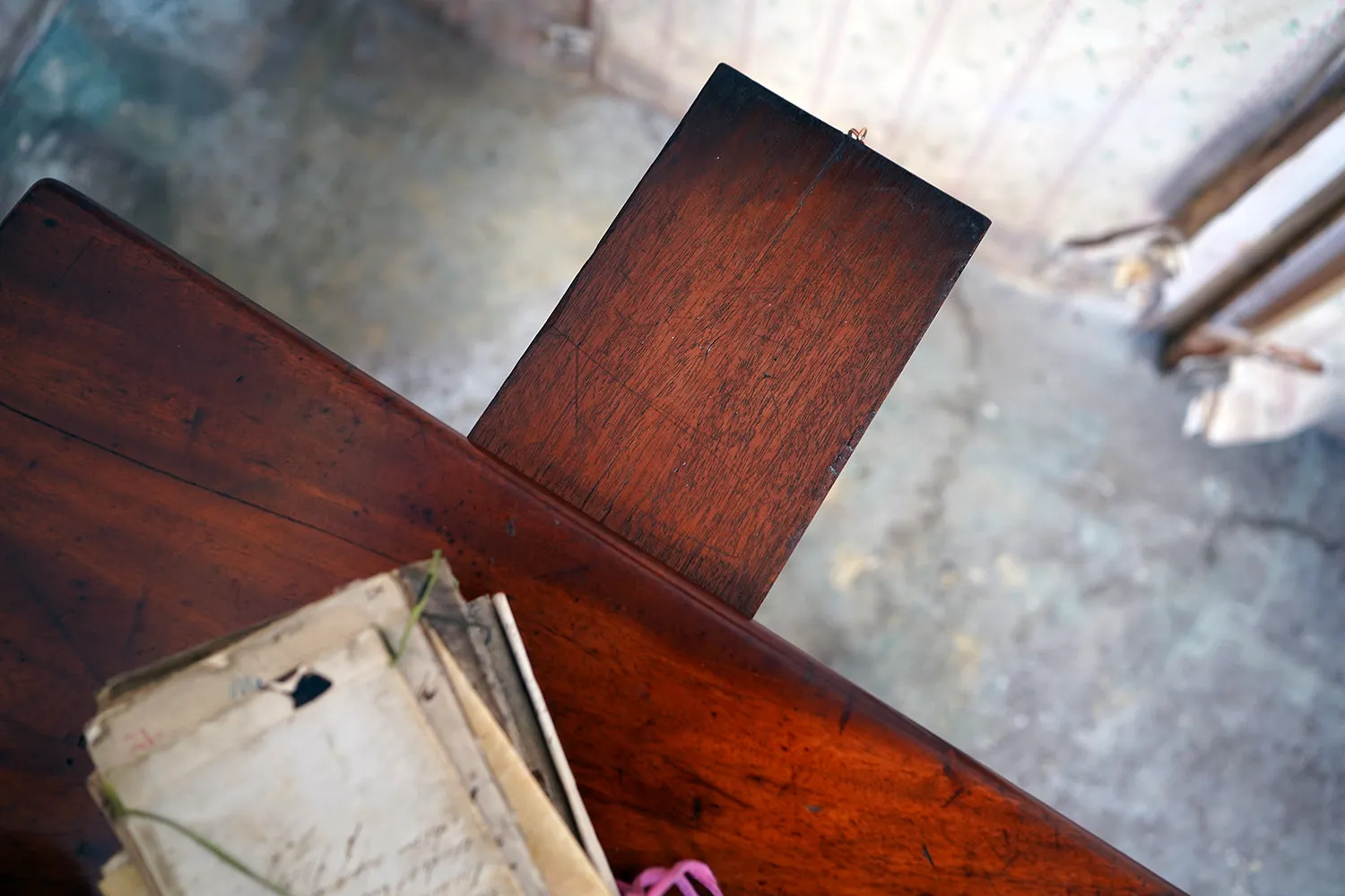 A George III Mahogany Triangular Drop-Leaf Corner Table c.1760-70