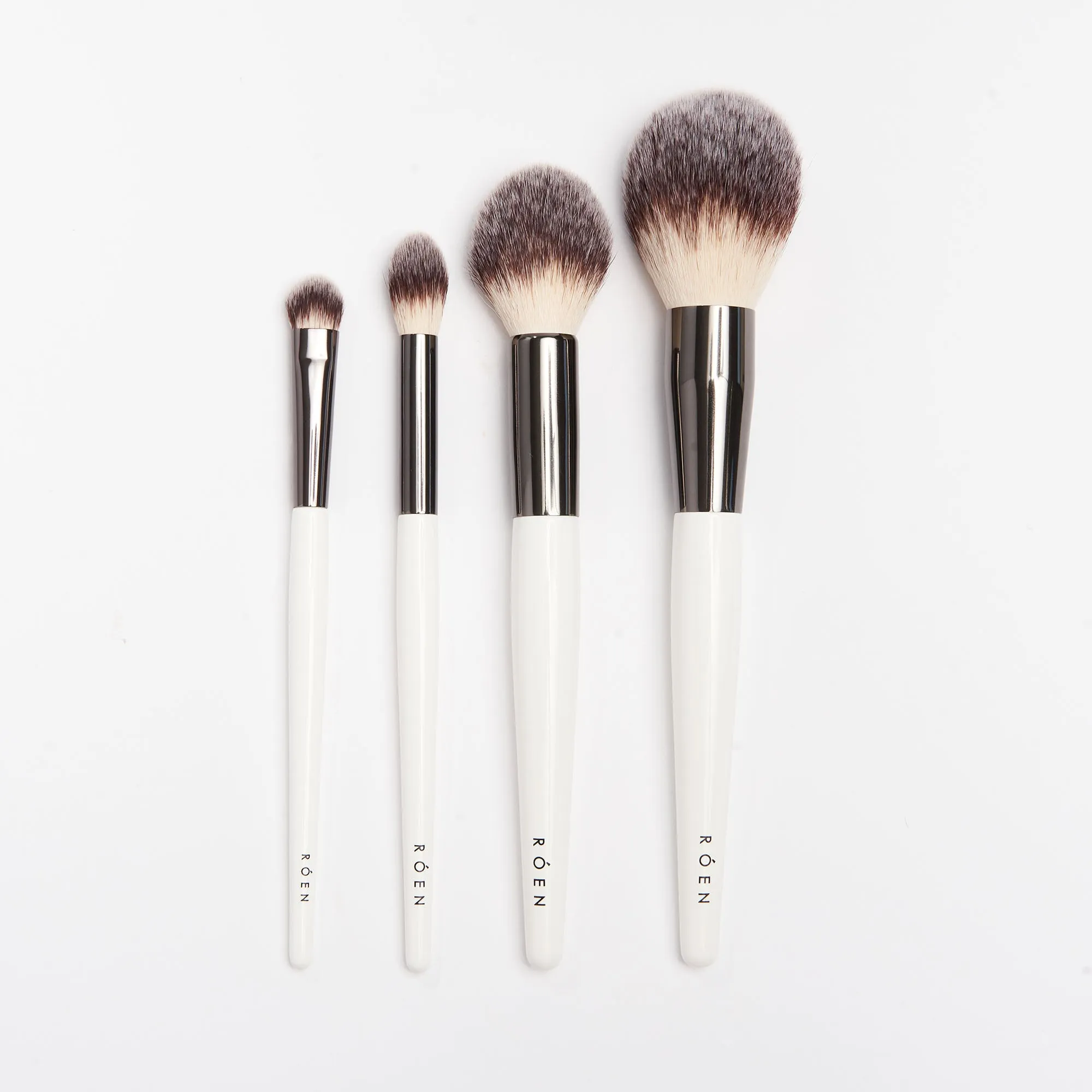 ROEN BEAUTY - Everything Powder Brush